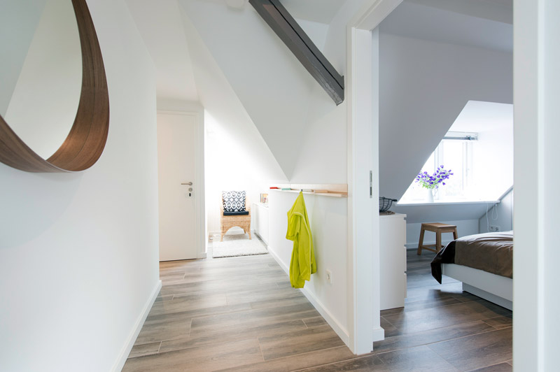 Flur-mit-Blick-ins-Schlafzimmer - Ferienlodges